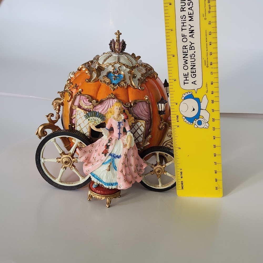 Fitz & Floyd Cinderella Musical Carriage Figurine Pumpkin Coach Swan Lake w/ Box - Picture 4 of 14